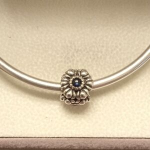 Pandora Birthday Blooms September Lapis Charm